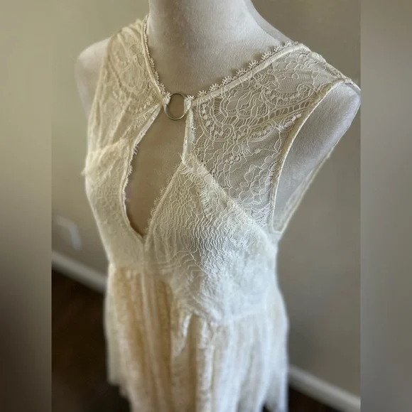 Free People Dint you Dare ivory Lace Sleeveless Dress size s/p - Picture 7 of 10
